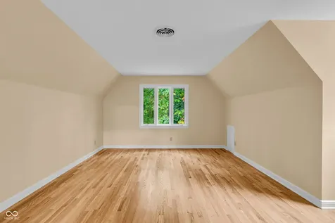 6047 Brokenhurst Road Indianapolis IN 46220