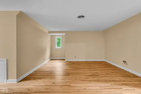 6047 Brokenhurst Road Indianapolis IN 46220