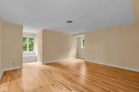 6047 Brokenhurst Road Indianapolis IN 46220