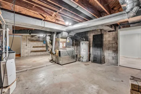 6047 Brokenhurst Road Indianapolis IN 46220