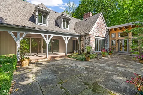 6047 Brokenhurst Road Indianapolis IN 46220