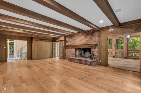 6047 Brokenhurst Road Indianapolis IN 46220