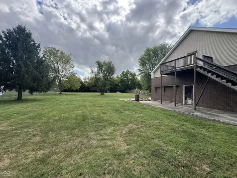 307 W Pierce Street Whitestown IN 46075