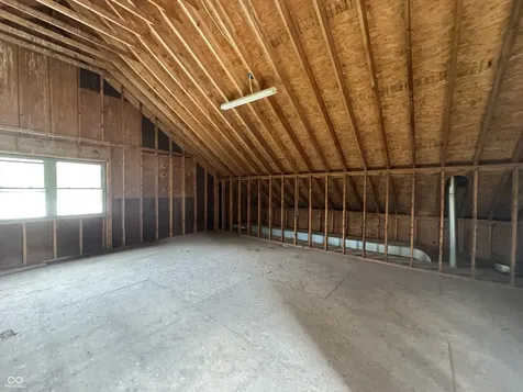307 W Pierce Street Whitestown IN 46075