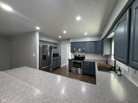 307 W Pierce Street Whitestown IN 46075