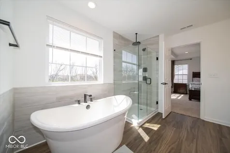 6887 Pine Vail Boulevard Mccordsville IN 46055