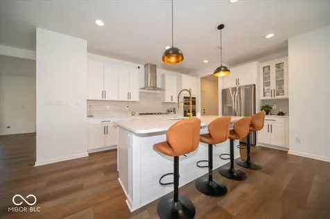 6887 Pine Vail Boulevard Mccordsville IN 46055