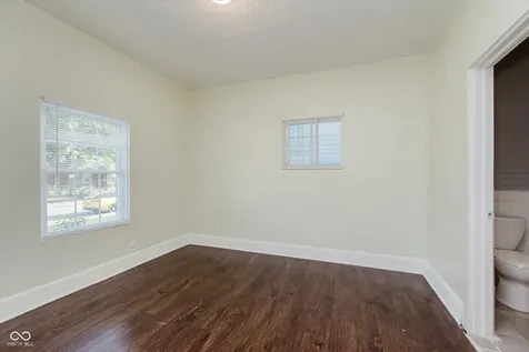 1043 W 37th Street Indianapolis IN 46208