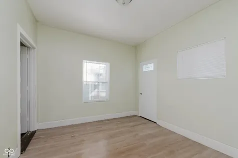 1043 W 37th Street Indianapolis IN 46208