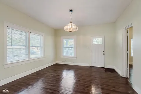 1043 W 37th Street Indianapolis IN 46208