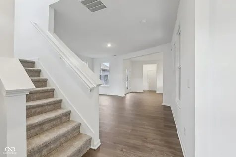 9299 Loyola Way Plainfield IN 46168