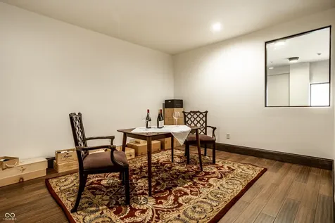 2075 S 950 E Zionsville IN 46077