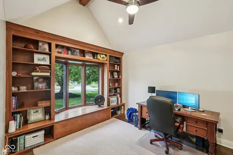 1985 Mulsanne Drive Zionsville IN 46077
