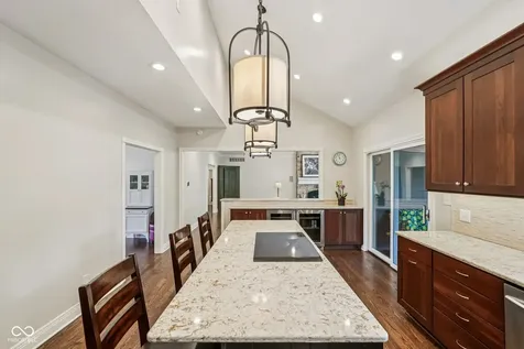 1985 Mulsanne Drive Zionsville IN 46077