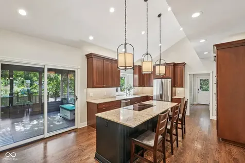 1985 Mulsanne Drive Zionsville IN 46077