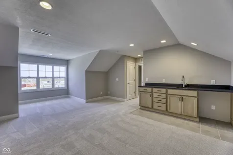 14832 Higgins Drive Westfield IN 46074