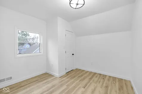 822 Villa Avenue Indianapolis IN 46203