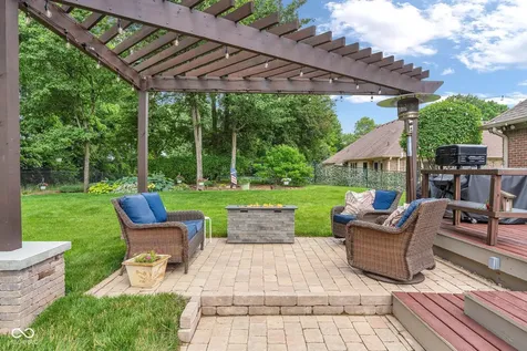 7824 Ashtree Drive Indianapolis IN 46259