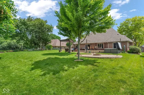 7824 Ashtree Drive Indianapolis IN 46259