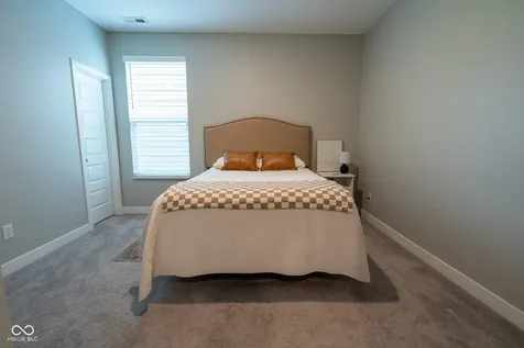 9741 Haughton Lane Mccordsville IN 46055