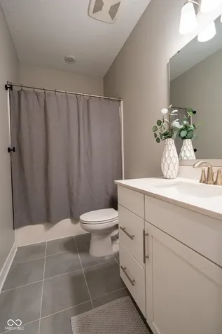 9741 Haughton Lane Mccordsville IN 46055