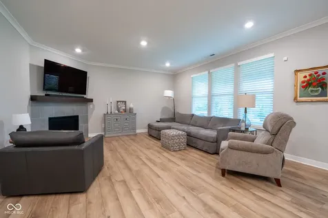 9741 Haughton Lane Mccordsville IN 46055