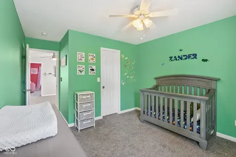 5827 W Deerview Bend Mccordsville IN 46055