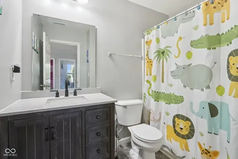 5827 W Deerview Bend Mccordsville IN 46055