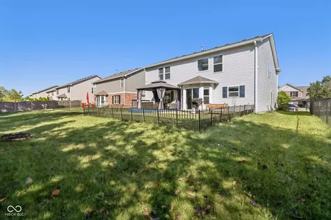 5827 W Deerview Bend Mccordsville IN 46055