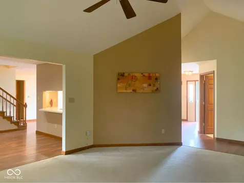 112 Cardinal Drive E Seymour IN 47274