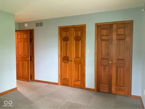 112 Cardinal Drive E Seymour IN 47274