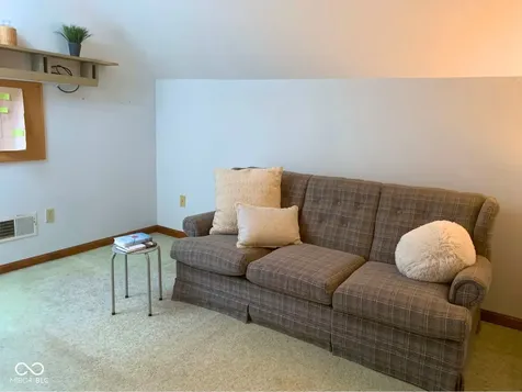 112 Cardinal Drive E Seymour IN 47274
