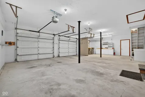112 Cardinal Drive E Seymour IN 47274