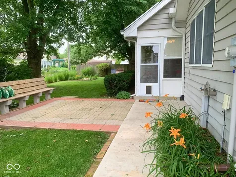 112 Cardinal Drive E Seymour IN 47274