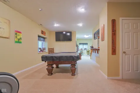 9007 E Agate Avenue Nashville IN 47448