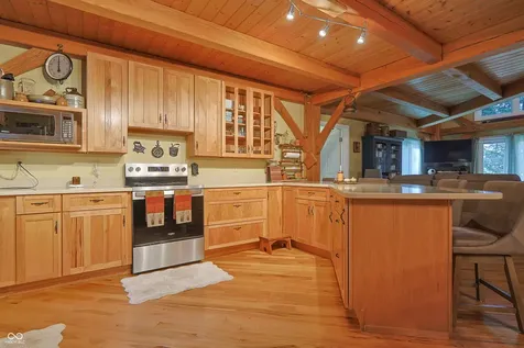 9007 E Agate Avenue Nashville IN 47448