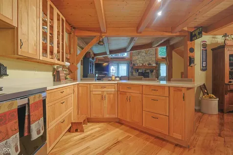 9007 E Agate Avenue Nashville IN 47448
