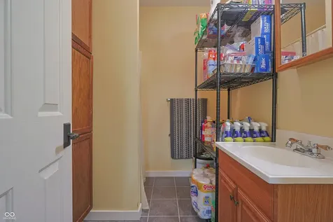 9007 E Agate Avenue Nashville IN 47448