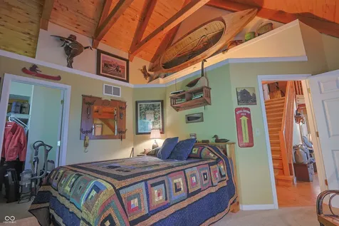 9007 E Agate Avenue Nashville IN 47448