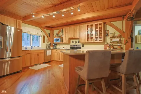 9007 E Agate Avenue Nashville IN 47448