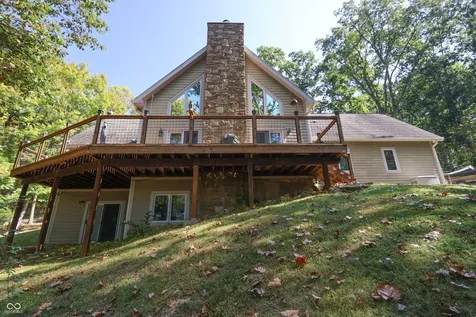 9007 E Agate Avenue Nashville IN 47448