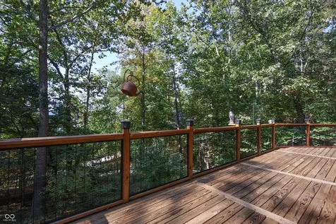 9007 E Agate Avenue Nashville IN 47448