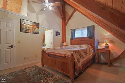 9007 E Agate Avenue Nashville IN 47448