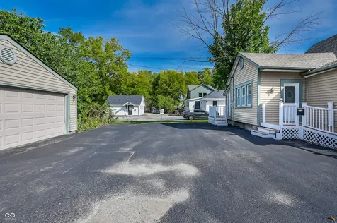 610 N Rangeline Road Carmel IN 46032
