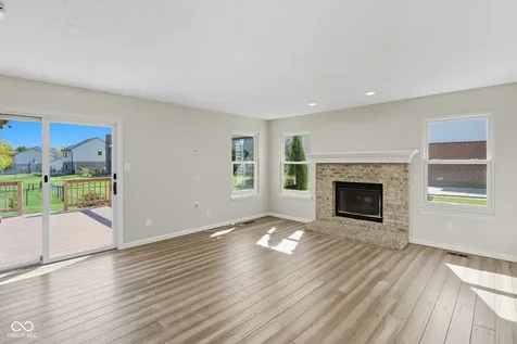 7975 Meadow Bend Circle Indianapolis IN 46259