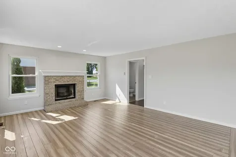 7975 Meadow Bend Circle Indianapolis IN 46259