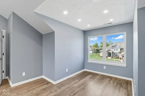 7975 Meadow Bend Circle Indianapolis IN 46259