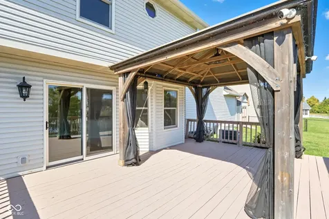 7975 Meadow Bend Circle Indianapolis IN 46259