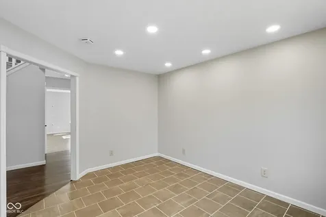 7975 Meadow Bend Circle Indianapolis IN 46259
