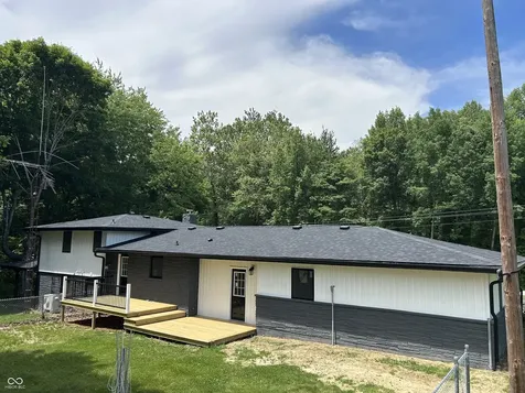 2209 W County Road 1000 South W Westport IN 47283